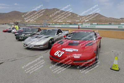 media/Jun-01-2025-CalClub SCCA (Sun) [[eae223c5dd]]/Around pit/